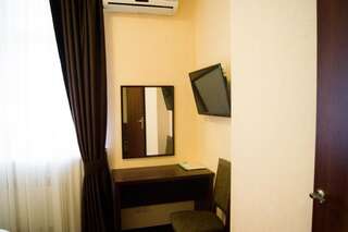 Отель irisHotels Киев Классический люкс-17