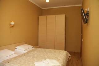Отель irisHotels Киев Апартаменты (для 4 взрослых)-6