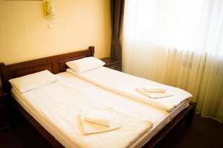 Отель irisHotels Киев Классический люкс-5